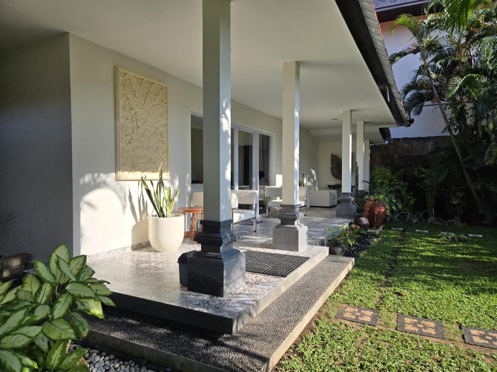 Segara Agung Boutique Hotel Sanur Esterno foto